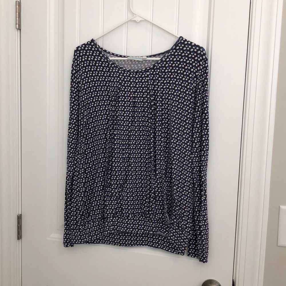 Long sleeved nursing/maternity top